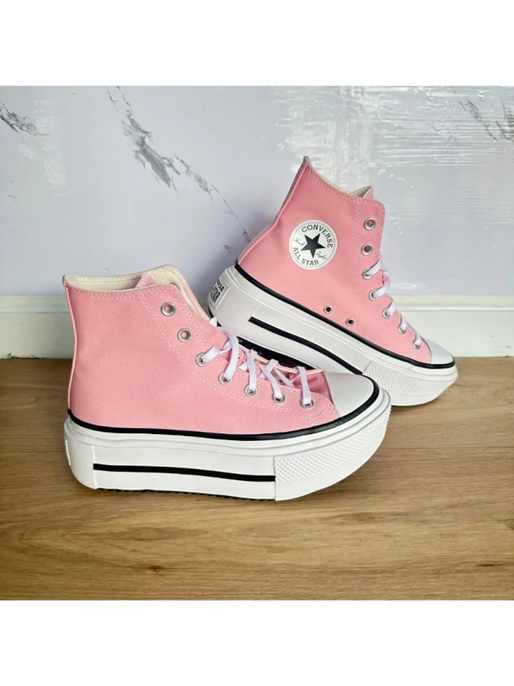 ⭐Converse Chuck Taylor Lift Double Stack Platform 8 Mens Shoes Sneakers A15012C